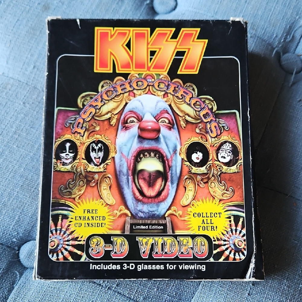 Kiss Psycho Circus Rare Collector 3-D Video with Glasses This Is Missing CD.